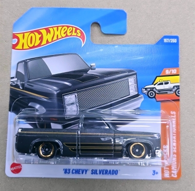 Количка '83 Chevy Silverado 1:64 (Hot Wheels)