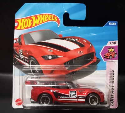 Количка '15 Mazda MX-5 Miata 1:64 (Hot Wheels)