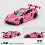 Количка Porsche 911 (992) GT3 R #77 Road America 2024 Andlauer, Heinrich (Roxy) 1:64 (MiniGT)