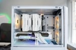 Gaming PC Vita - AMD Ryzen 7 7700 / AMD RX 9070 XT 16GB / 32GB / 1TB NVMe / Air 140
