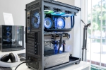 Gaming PC Devil - AMD Ryzen 7 7700 / AMD RX 9070 XT 16GB / 32GB / 1TB NVMe / Blast